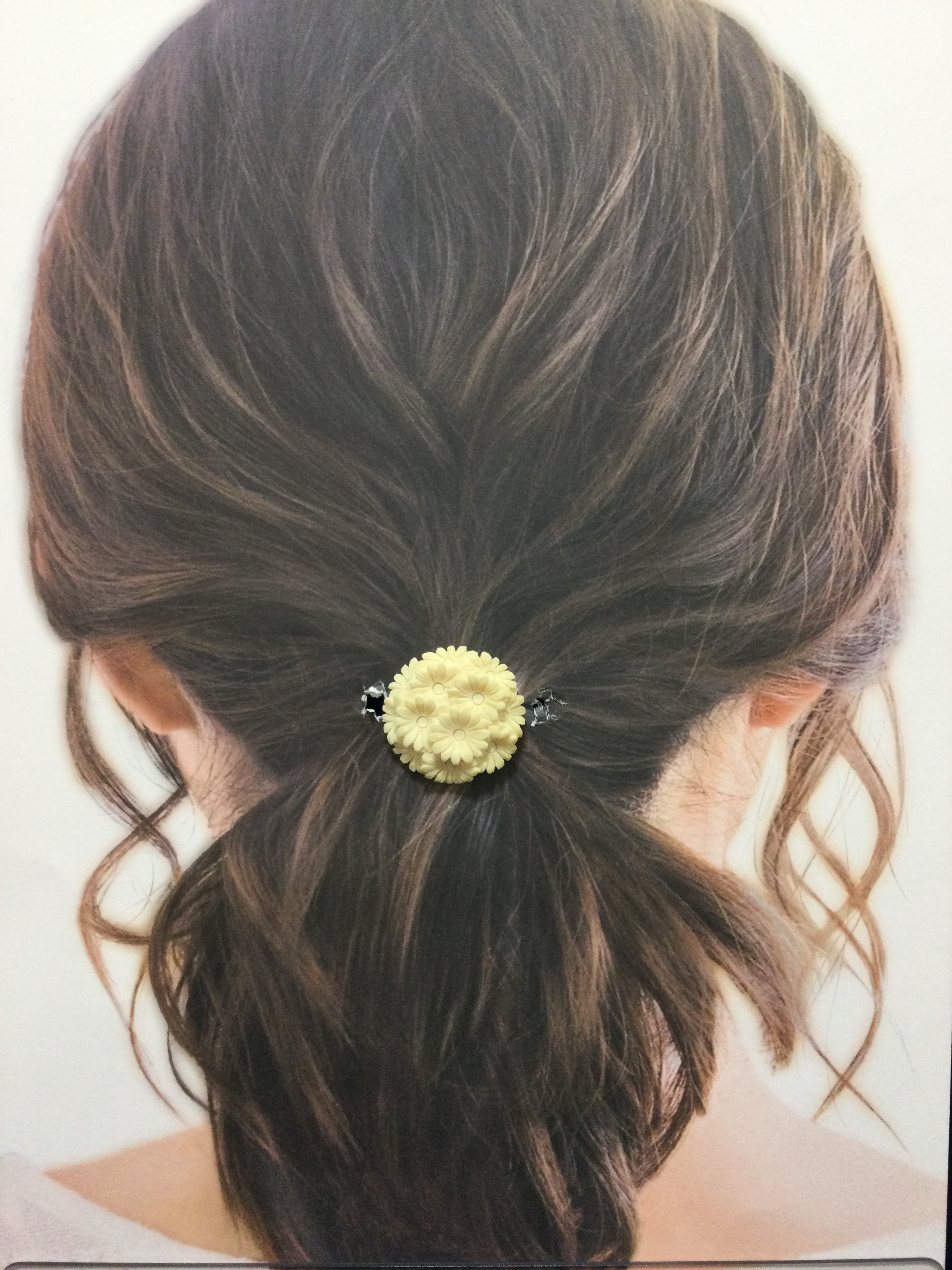 ☆本象牙ポニーフック（花彫）※A-16