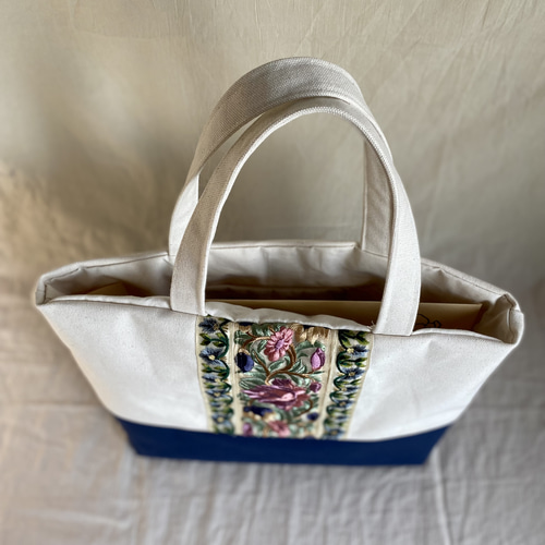 A4サイズ収納可能！レトロなインド刺繍リボントートバッグ【Lサイズ