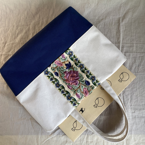 A4サイズ収納可能！レトロなインド刺繍リボントートバッグ【Lサイズ