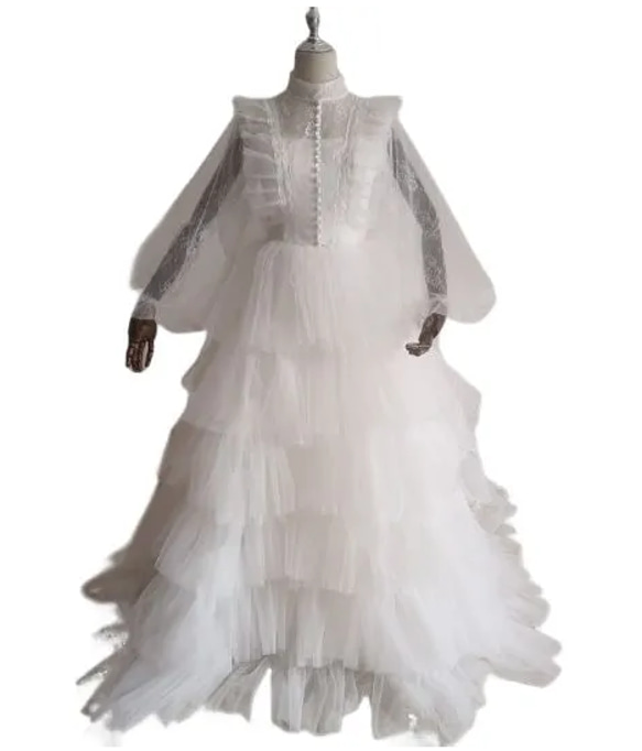 上品！フランス風ウエディングドレス ホワイト 上品透け袖 柔らかく  