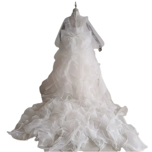 上品！フランス風ウエディングドレス ホワイト 上品透け袖 柔らかく  