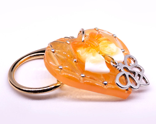 ୨୧⑅*様おまとめ。レジン キーホルダー ⋆⸜海模様⸝‍⋆ レジンキーホルダー ハンドメイド - メルカリ