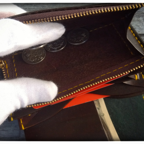 新商品☆L字ファスナーコインポケット◇お札を折らず収納◇ トラッカー  