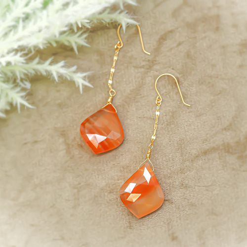 K10/K18 天然オパール オレンジ×ブラウン リーフカット一粒フック  