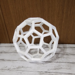 サッカーボール型切頂二十面体ランプシェード(ホワイト) 4枚目の画像