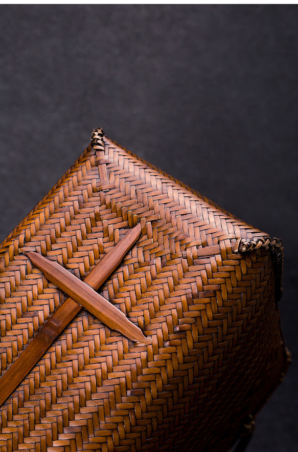 竹かご鞄 大 ハンドバッグ 買い物かご大 竹かご かごバッグ バスケットかご 竹製品 レトロ 茶道茶セット収納袋 和風 パラコード編みワンハンドル・かごバック・ミズイロ RI2557092914(19400円)