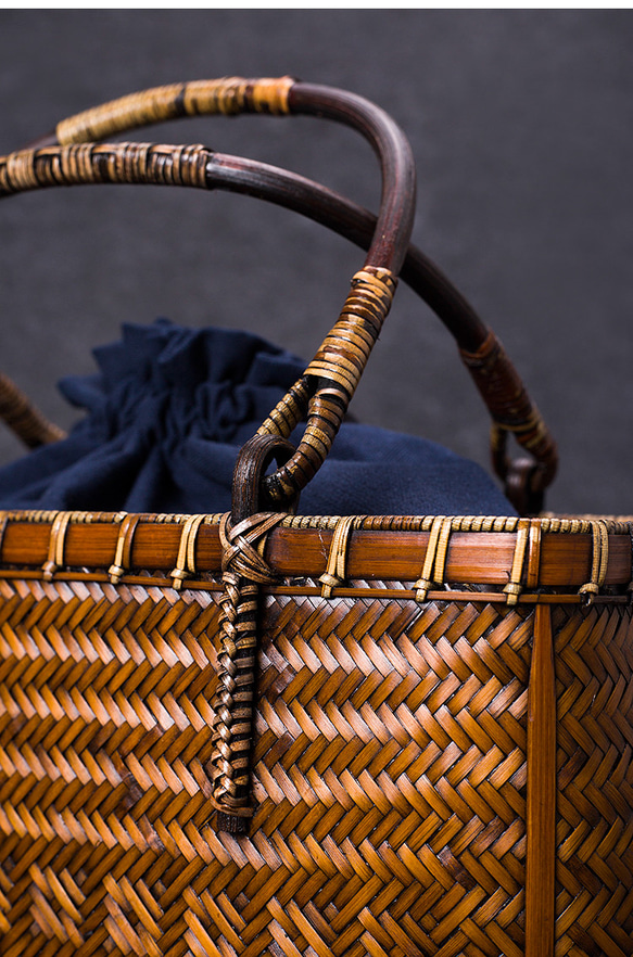 竹かご鞄 大 ハンドバッグ 買い物かご大 竹かご かごバッグ バスケットかご 竹製品 レトロ 茶道茶セット収納袋 和風 パラコード編みワンハンドル・かごバック・ミズイロ RI2557092914(19400円)