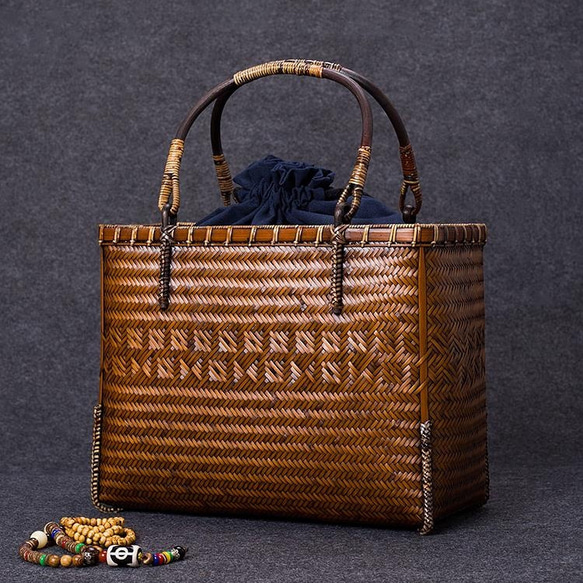 竹かご鞄 大 ハンドバッグ 買い物かご大 竹かご かごバッグ バスケットかご 竹製品 レトロ 茶道茶セット収納袋 和風 パラコード編みワンハンドル・かごバック・ミズイロ RI2557092914(19400円)