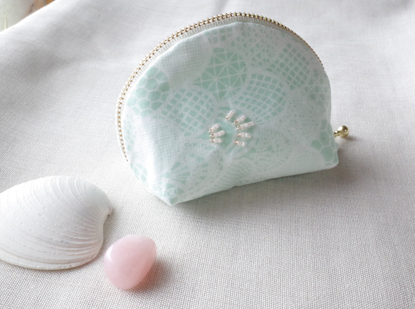 エンジェルアールミントグリーン ビーズ刺繍 ビーズ刺繍 ブローチ 四角 スクエア パール ガラス グリーン 緑