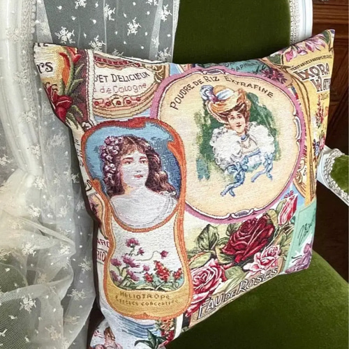 ☆最終価格☆ ヨーロッパ輸入生地 ゴブラン織り アンティークラベル柄