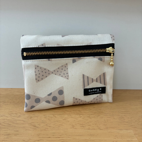 オーダー受付中☆移動ポケット☆ハンドメイド☆男の子☆女の子 移動ポケット☆フタにファスナー付き☆ハンドメイド☆女の子☆男の子