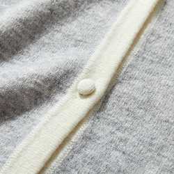 ★即納★上質ウールで大人カジュアル　メリノウール100％カーディガン　配色 230917-1 4枚目の画像