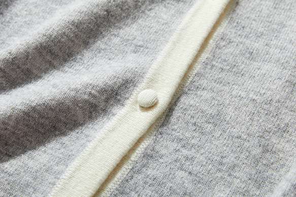 ★即納★上質ウールで大人カジュアル　メリノウール100％カーディガン　配色 230917-1 4枚目の画像