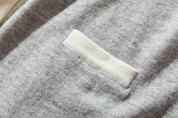 ★即納★上質ウールで大人カジュアル　メリノウール100％カーディガン　配色 230917-1 5枚目の画像