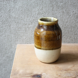 掛分け花瓶（茶白/小） 2枚目の画像