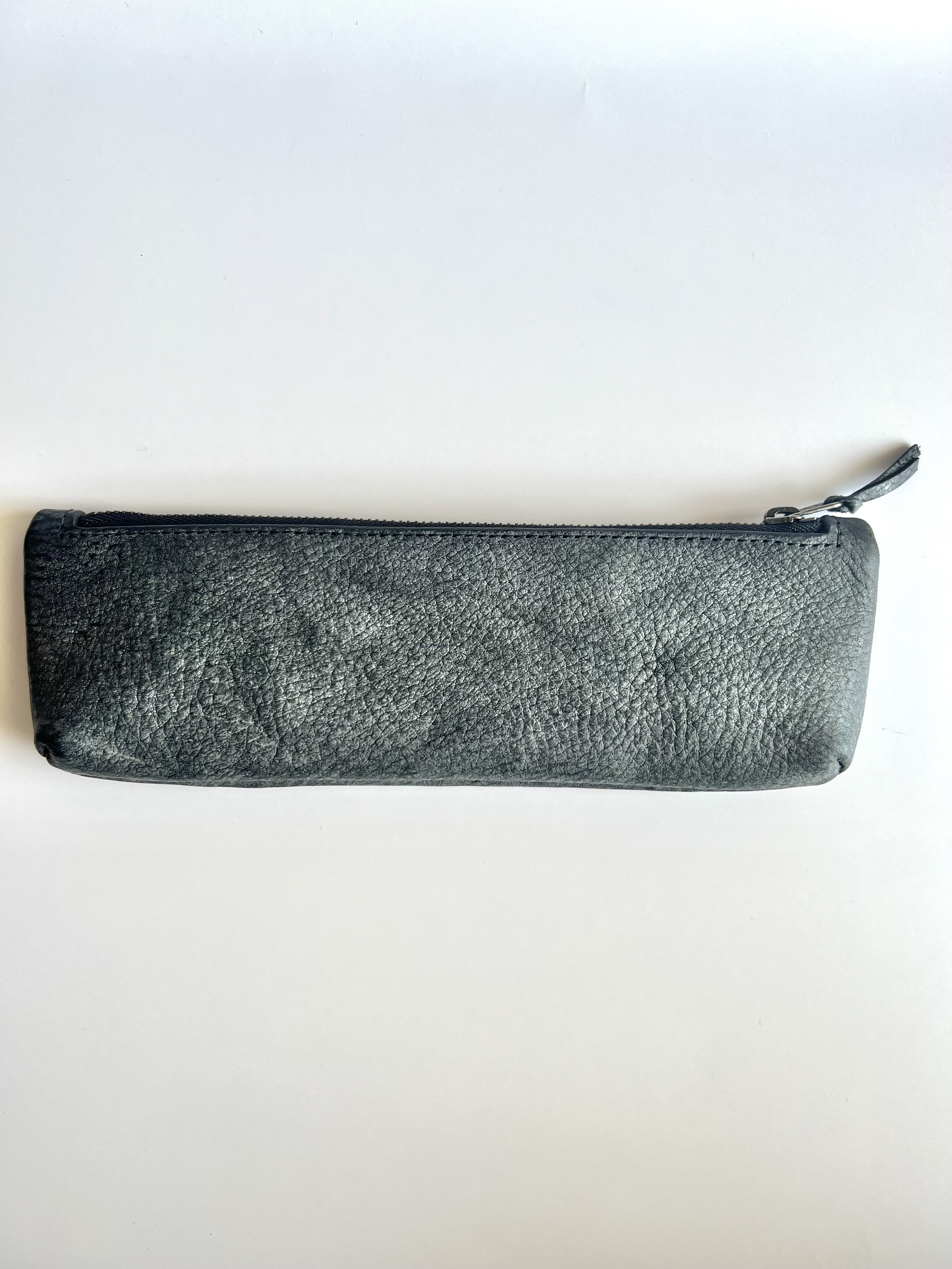 【ペンケース（M）】　エクセラファスナー　筆箱　　本革　イタリアンレザー