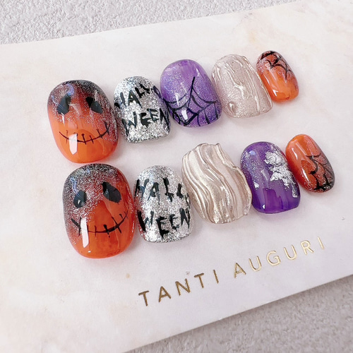 オーダーページ⑩ ハロウィンネイル 今年の可愛いグッズたちを3Dに…💜 いよいよハロウィン始まりましたね