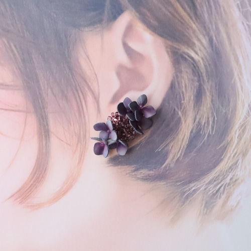 秋色アジサイ(紫陽花)* 革花ピアス・イヤリング/アンティークパープル 