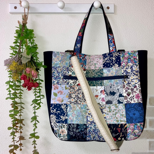 新作！トートバッグ3WAY♡帆布♡リバティパッチワーク トートバッグ 