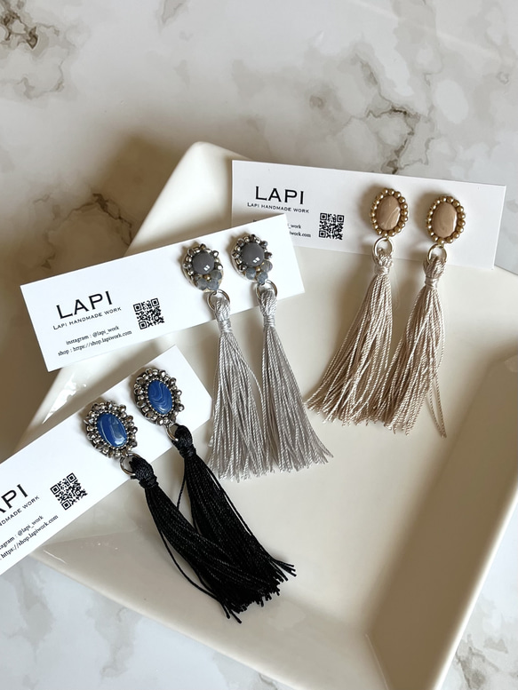 LAPI　シルクタッセル　ピアス　イヤリング　【Gray】 4枚目の画像