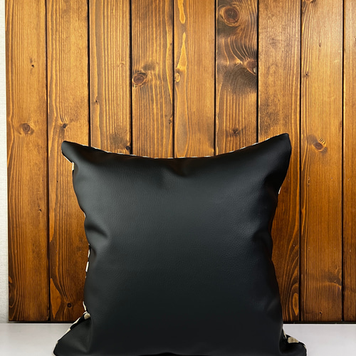 SALE!!】【クッションカバー】【トルコ製】黒ベージュドット× 本革