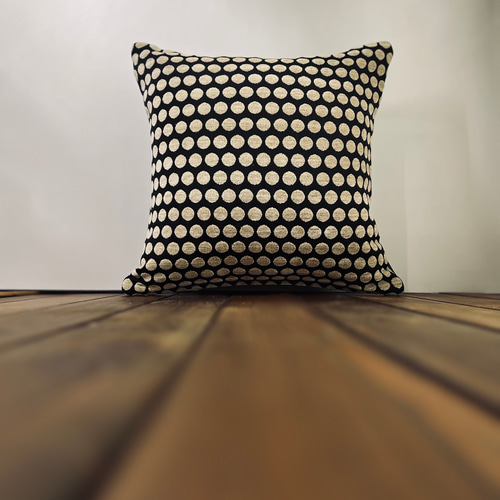 SALE!!】【クッションカバー】【トルコ製】黒ベージュドット× 本革