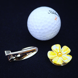 ゴルフマーカー　クリップタイプ　（イエロー 五弁花）　●　クロースフラワーアクセサリー 5枚目の画像