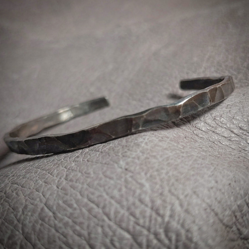 本物の純銀製・刻印有】新作＊メンズ大人気＊ギフトに最適／古代仕上げ