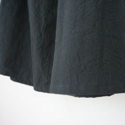 4種のカラーから選べる一年中着回せるシンプルギャザースカート｜ブラック｜大人ロングスカート｜コットン素材 5枚目の画像