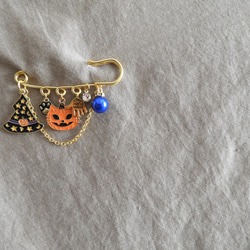 ＊送料無料＊チャリティー★Happy Halloween☆彡 オバケかぼちゃキャットさんのブローチピン　＊ハロウィン 9枚目の画像