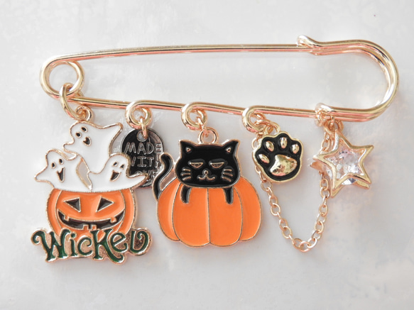 ＊送料無料＊チャリティー★Happy Halloween☆彡 wicked！カボチャの猫ちゃんブローチピン　＊ハロウィン 12枚目の画像