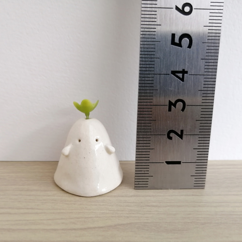 陶器のおばけ(中)〔93c〕｜置物 陶芸 陶器 一輪挿し 造花 その他