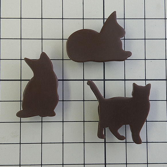 チョコレート菓子みたいな猫の帯留め（なあに？） 9枚目の画像