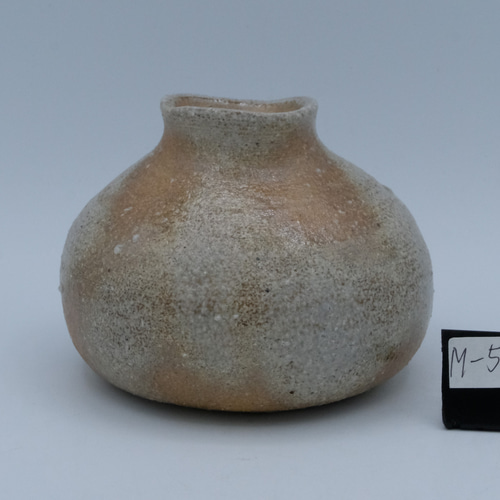 信楽焼 花器一輪挿し蹲る 特殊穴窯焼成 一輪挿し・花瓶・花器 ガリディ