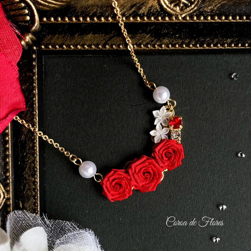 極小つまみ細工のネックレス(赤) 正絹羽二重 シルク