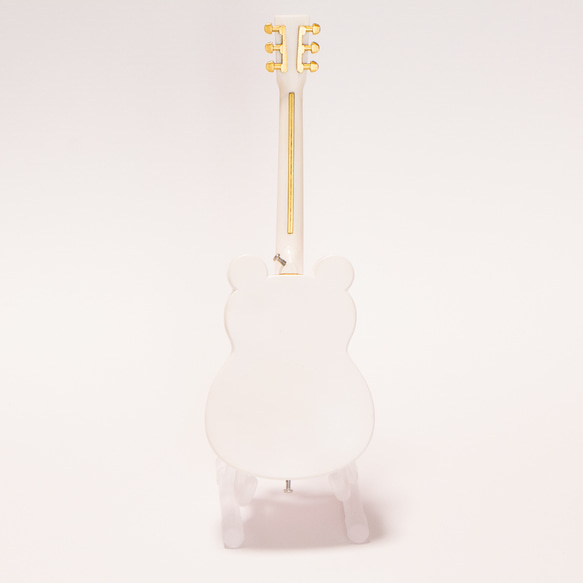 ハート柄でピンクの可愛いカエル型のアコースティックギター 11枚目の画像
