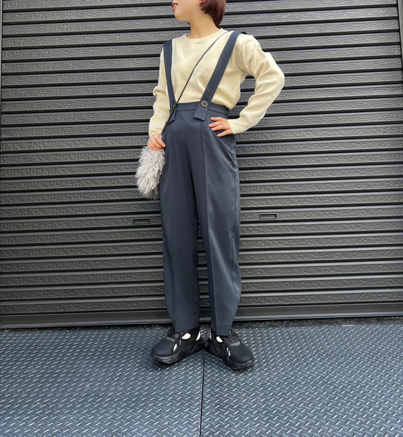 小柄さん向け　サスペンダー付きテーパードパンツ　navy（long丈）受注受付中です☺︎ 6枚目の画像