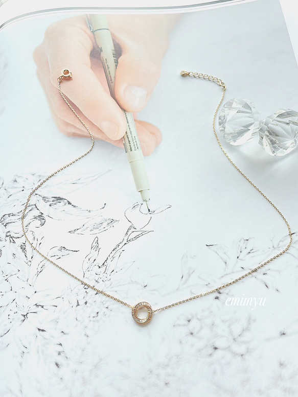 Round Zirconia Elegant Necklace 1枚目の画像