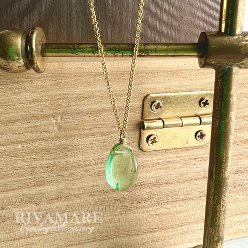 大粒12〜13mm ミントグリーンフローライトネックレス ペアシェイプ