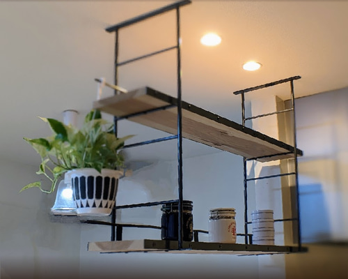 お好みのサイズで製作します 「吊り棚用フレーム」 カフェ バーみたい