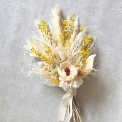 ミモザ＆かすみ草のパンパスグラスブーケ　ドライフラワー　ウェディングブーケ　花束　スワッグ 1枚目の画像
