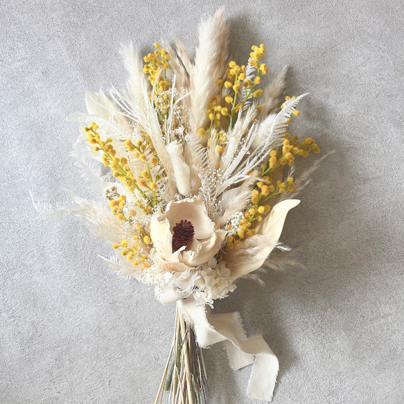 ミモザ＆かすみ草のパンパスグラスブーケ　ドライフラワー　ウェディングブーケ　花束　スワッグ 3枚目の画像
