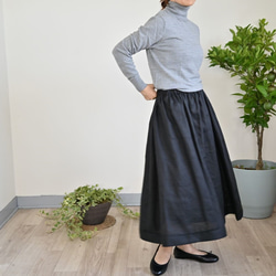 ベーシックデザインリネンギャザースカート：ブラック 1枚目の画像