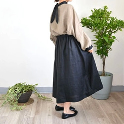 ベーシックデザインリネンギャザースカート：ブラック 2枚目の画像