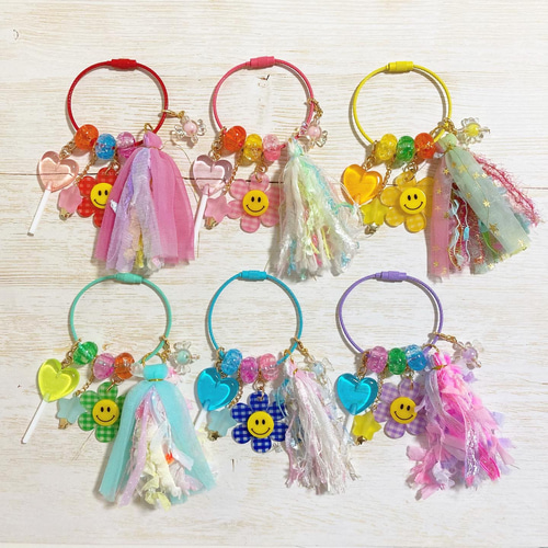 ♡色を楽しむ♡ビタミンカラーのじゃらじゃらキーホルダー