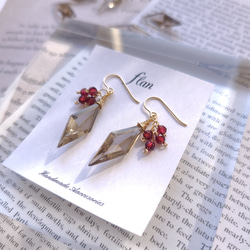 天然石 14kgf 宝石質スモーキークォーツとガーネットのピアス