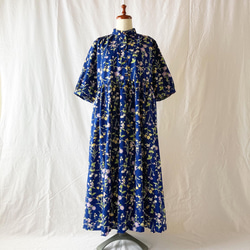 女士梅花洋裝（3/4袖）：長120cm（穿花：海軍藍） 第2張的照片