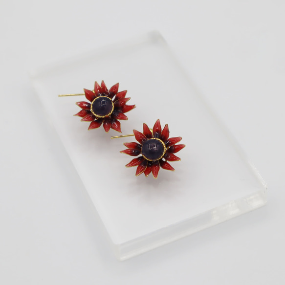 rudbeckiaピアス（チェリーブランデー） 1枚目の画像