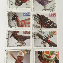 使用済切手  南アフリカ  ビーズの工芸品8枚 1枚目の画像