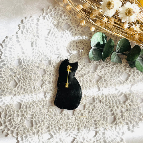 再制作】ビーズ刺繍の猫ブローチ・黒猫 ブローチ Little Plum 通販
